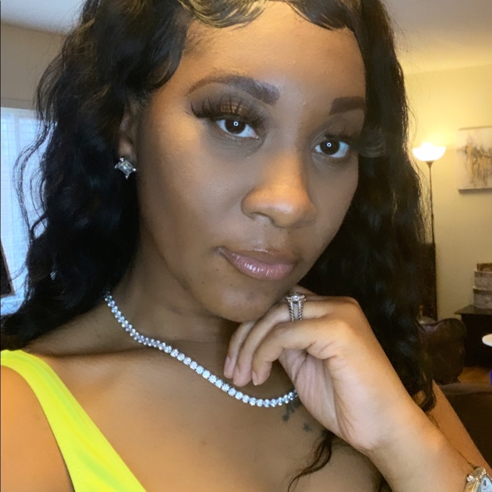 Meet your Posher, Teniece